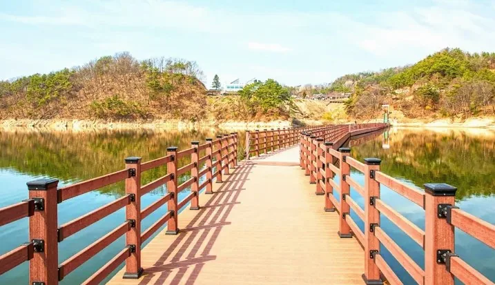 선성수상길 데크로드 / 사진=ⓒ한국관광공사 이범수
