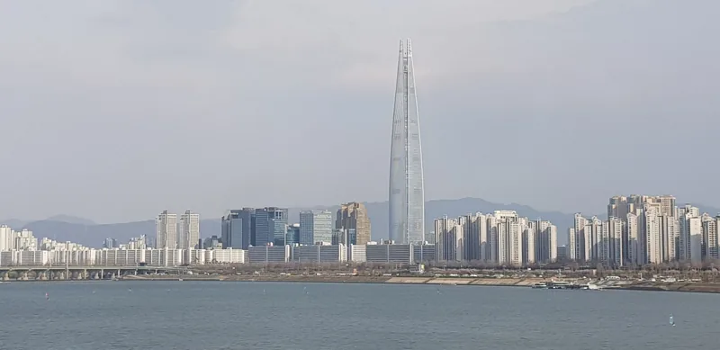 Lotte World Tower near Cheongdam Bridge