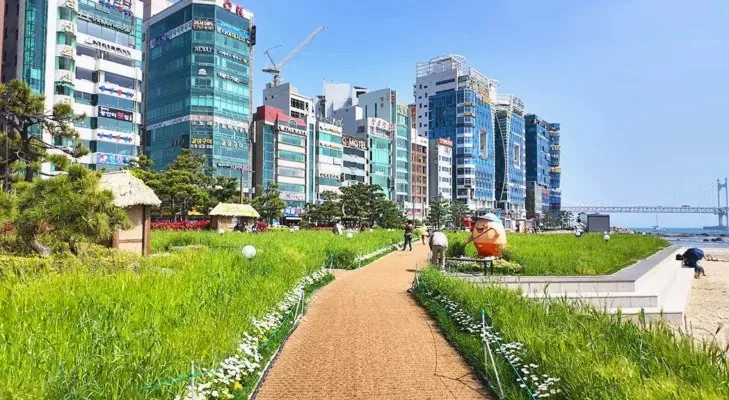 부산 민락해변공원 / 사진=부산 수영구 공식블로그