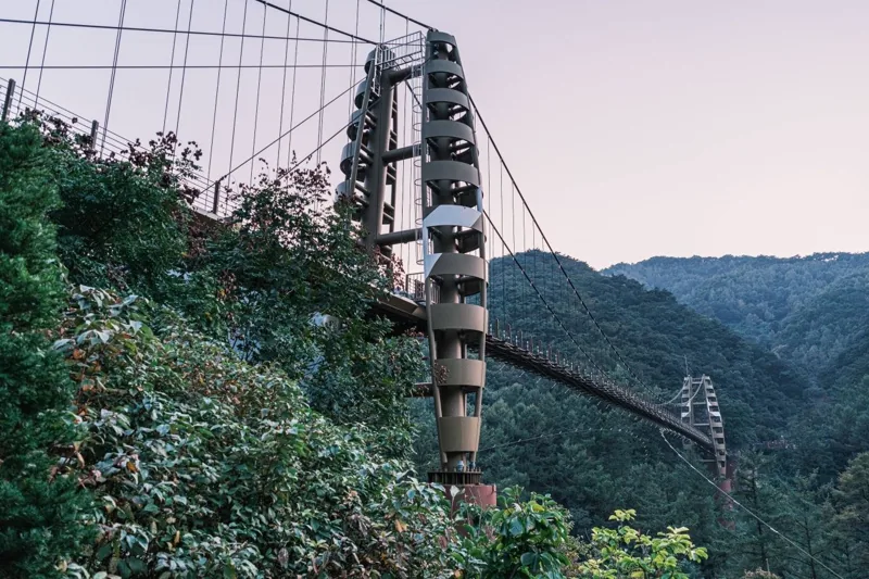 좌구산 명상구름다리