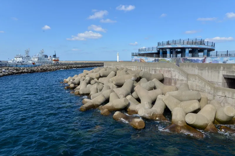 Breakwater road, Jeju Port (2)