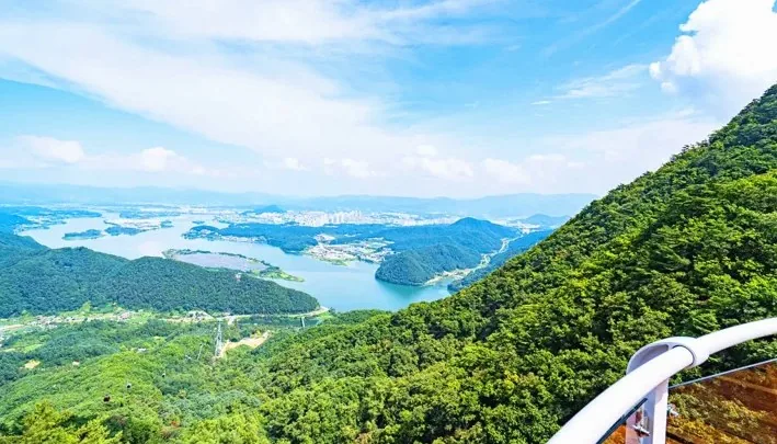 삼악산 호수케이블카 조망 / 사진=춘천 삼악산 호수케이블카