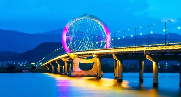 소양강 춘천대교 야경 / 사진=게티이미지뱅크