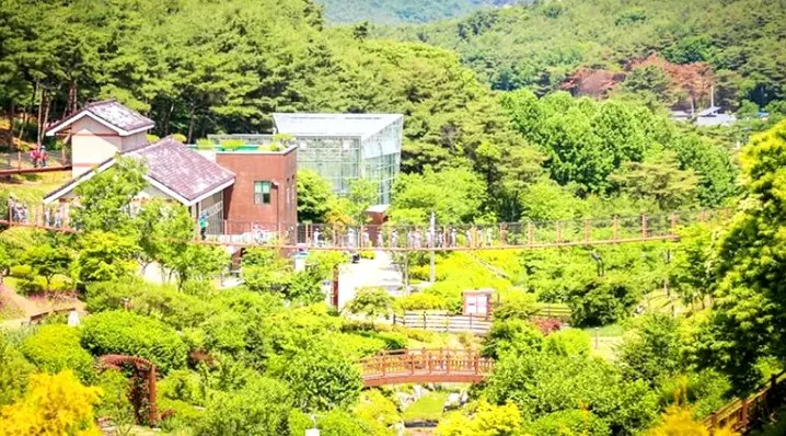 삼선산수목원 출렁다리 / 사진=충남관광