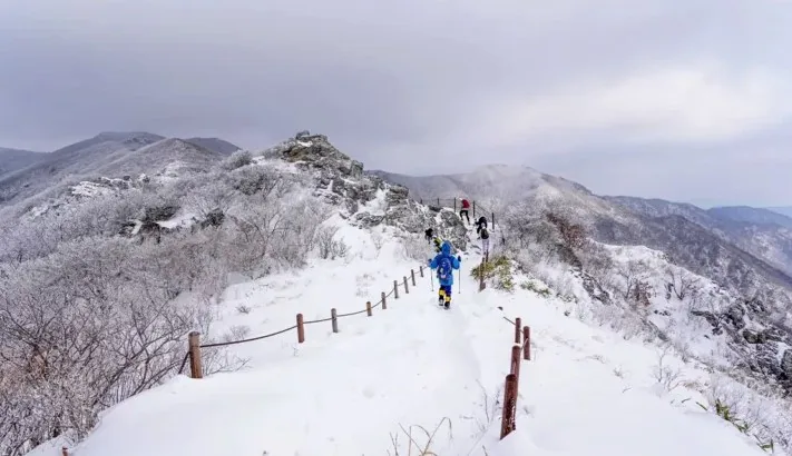 덕유산 등산 / 사진=게티이미지뱅크