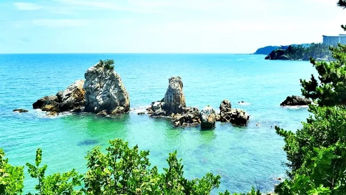 추암해변 풍경 / 사진=ⓒ한국관광공사 IR 스튜디오