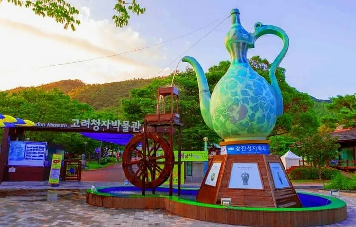 가족 여행지 강진청자축제 / 사진=한국관광공사 김지호