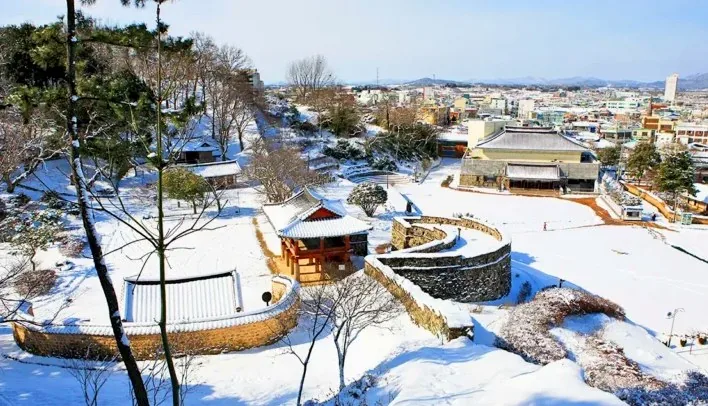 고창읍성 설경 / 사진=ⓒ한국관광공사 김지호