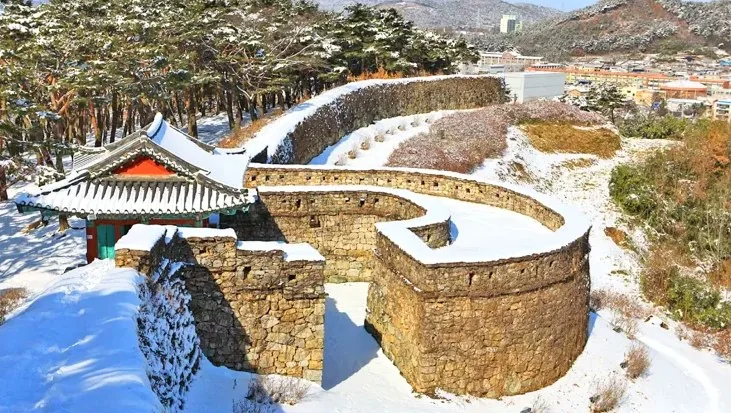 고창읍성 성벽 / 사진=ⓒ한국관광공사 김지호