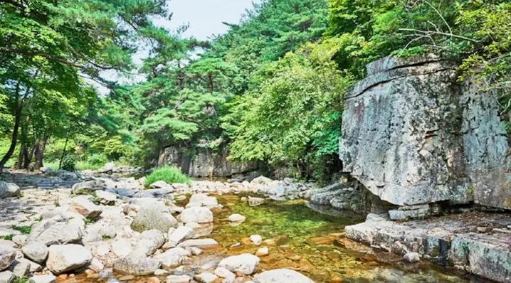 쌍곡구곡 기암괴석 / 사진=한국관광콘텐츠랩