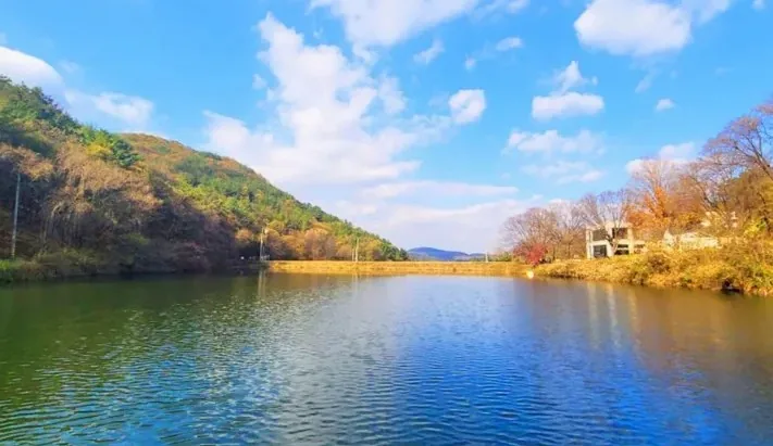 불장골저수지 전경 / 사진=공주 공식 블로그 노명섭