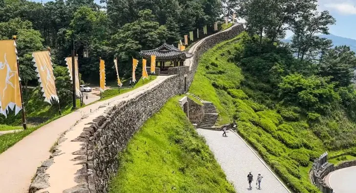 공산성 모습 / 사진=한국관광공사 김지호