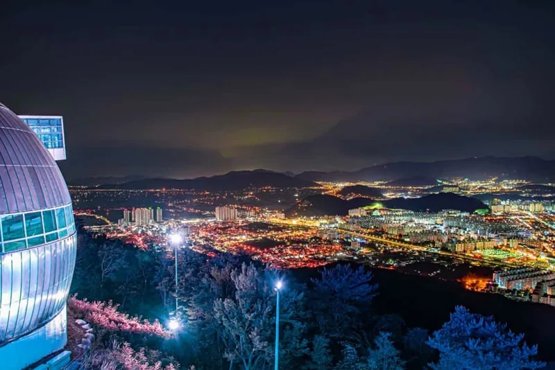 김해천문대 야경 /사진=김해가야테마파크