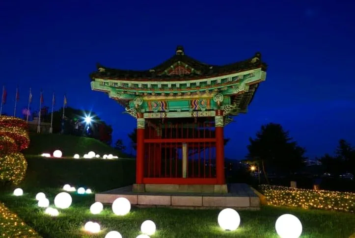 행주산성 정자 야경 / 사진=게티이미지뱅크