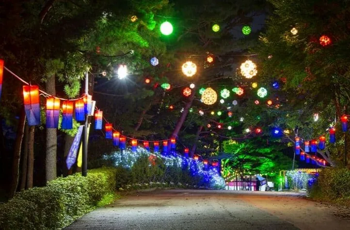 행주산성 밤 산책로 / 사진=게티이미지뱅크