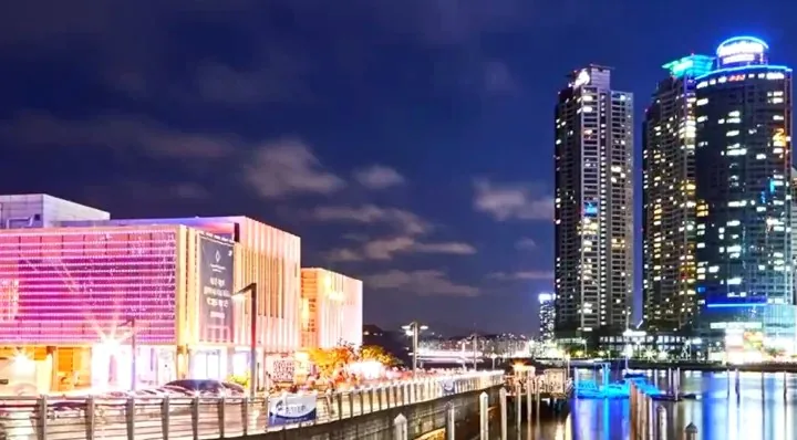 부산 더베이101 야경 / 사진=더베이101