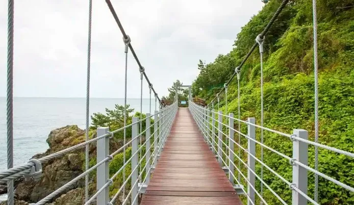 이기대 출렁다리 / 사진=한국관광공사 송재근