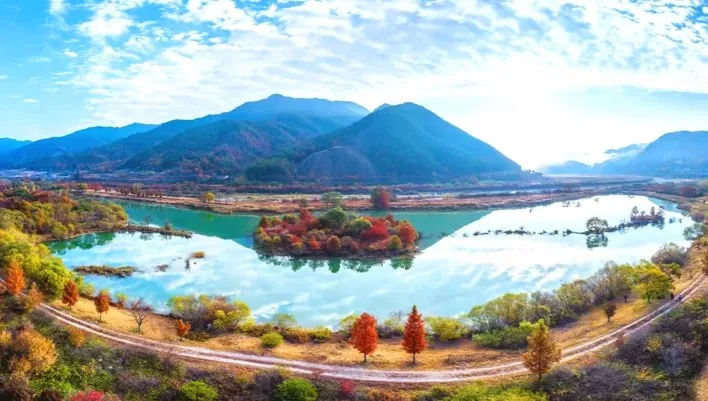 용담호 산책로 / 사진=게티이미지뱅크