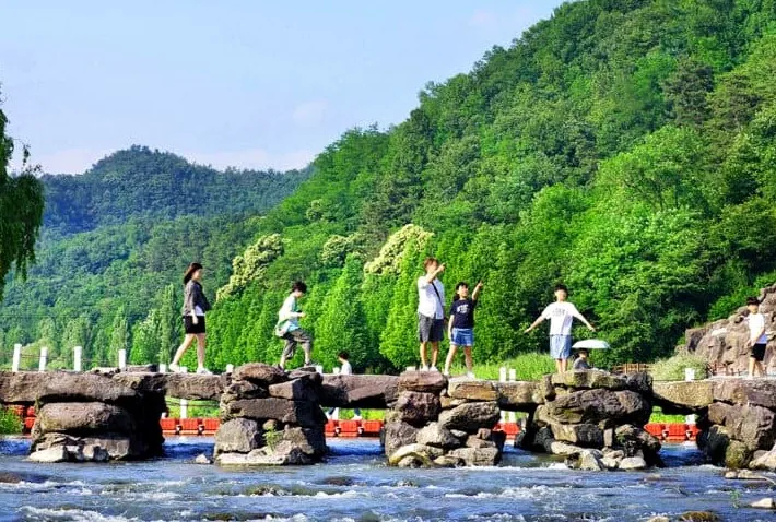 진천 농다리 / 사진= 한국관광공사 노희완