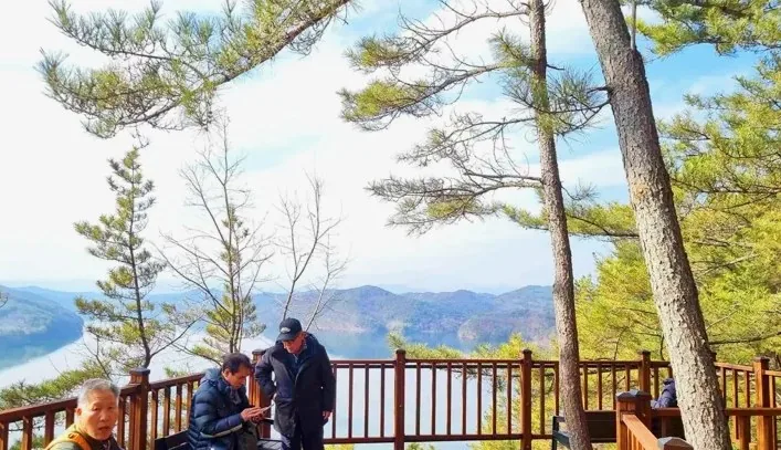진양호 노을전망길 / 사진= 진주시 공식 블로그