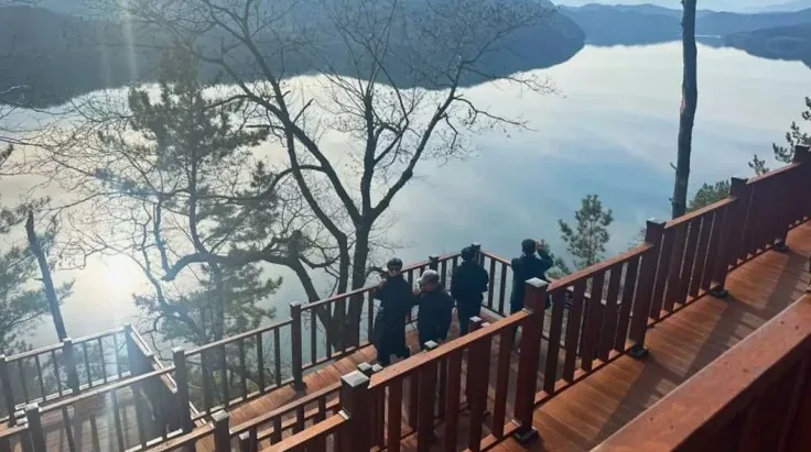진양호 데크로드 / 사진= 진주시 공식 블로그