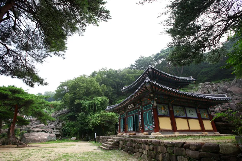만어사