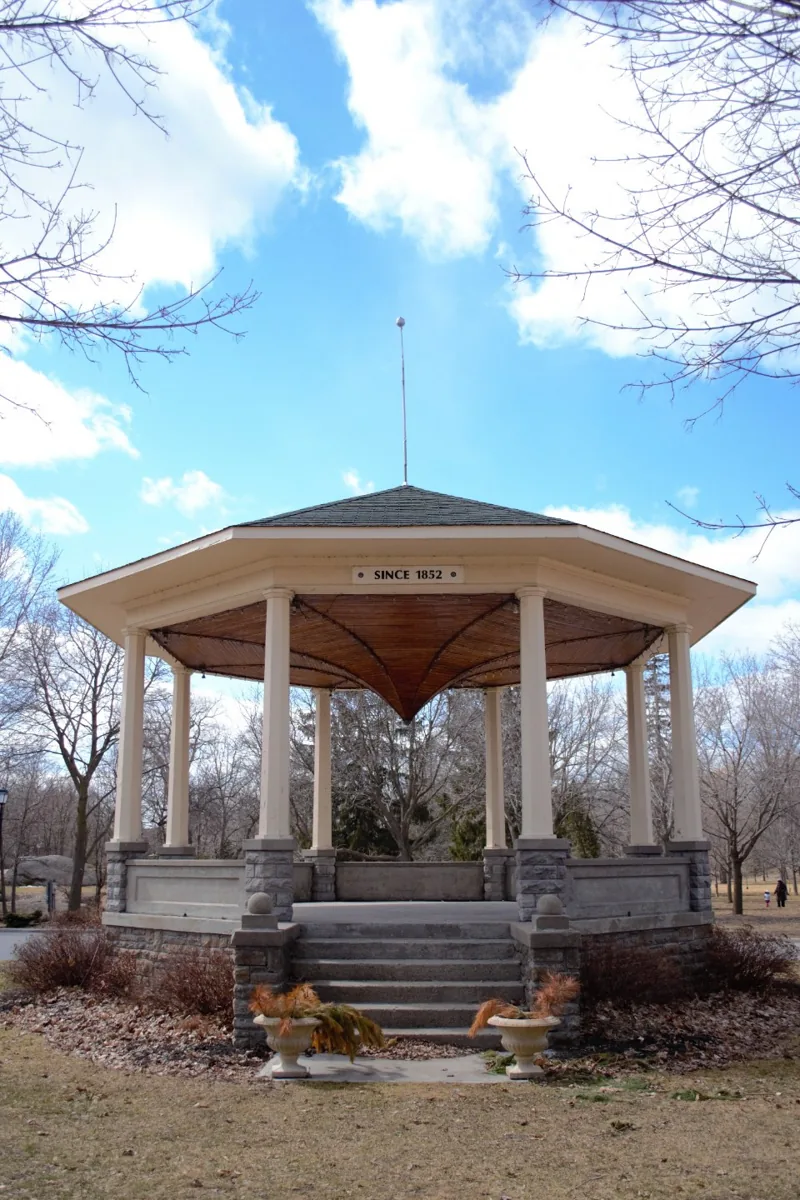 Gazebo Building