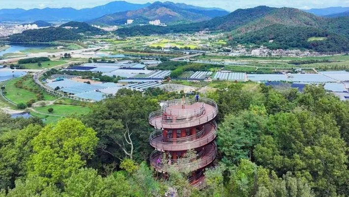 용두산 생태공원 전망대 항공뷰 / 사진=한국관광콘텐츠랩