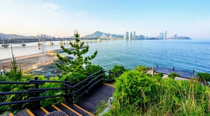 이기대 해안산책로 / 위브부산