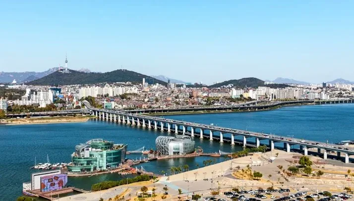 미디어아트와 수상레저 시설 갖춘 세빛섬 / 사진=서울관광아카이브
