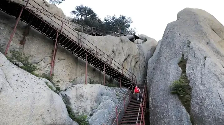 설악산 울산바위 계단 / 사진=게티이미지뱅크