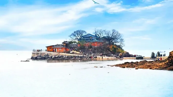 간월암 / 사진=ⓒ한국관광공사 IR 스튜디오