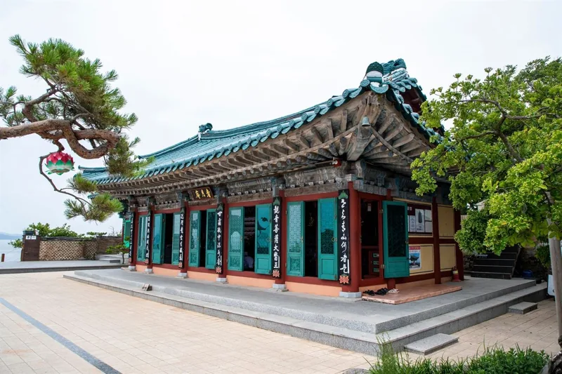 간월암