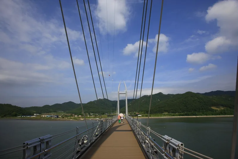 가우도 출렁다리