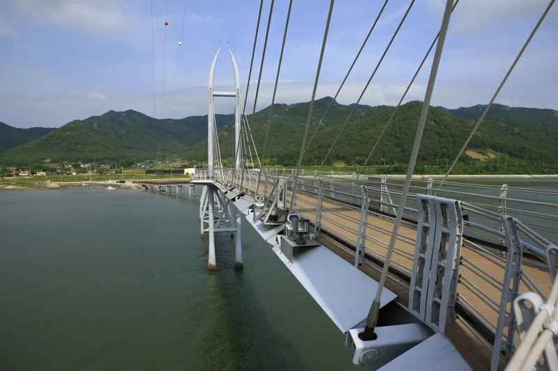 가우도 출렁다리
