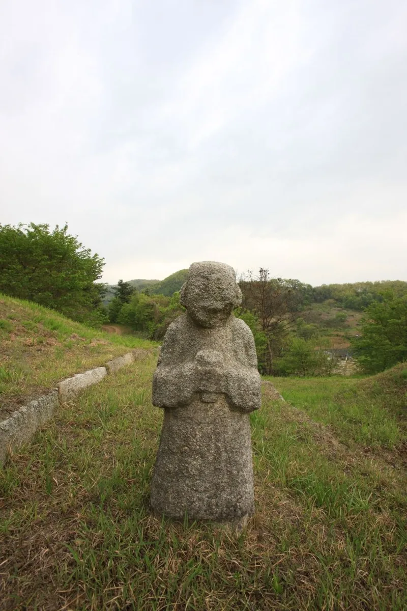 정사호선생 묘 및 신도비