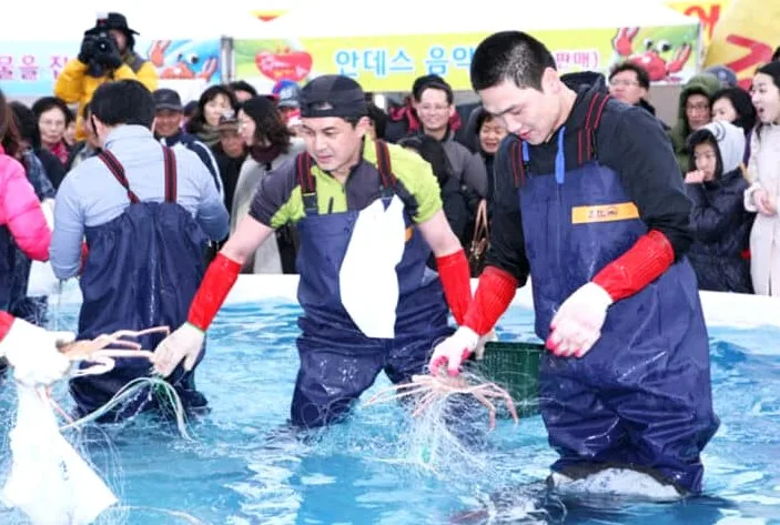 대게잡이 체험 / 사진=공식홈페이지