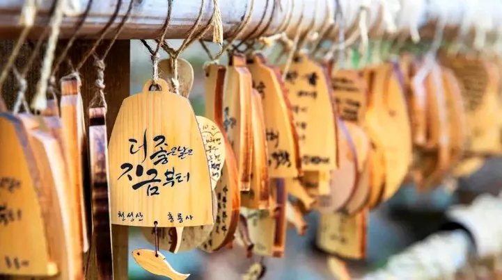 홍룡사 소원목 / 사진=ⓒ한국관광공사 김지호
