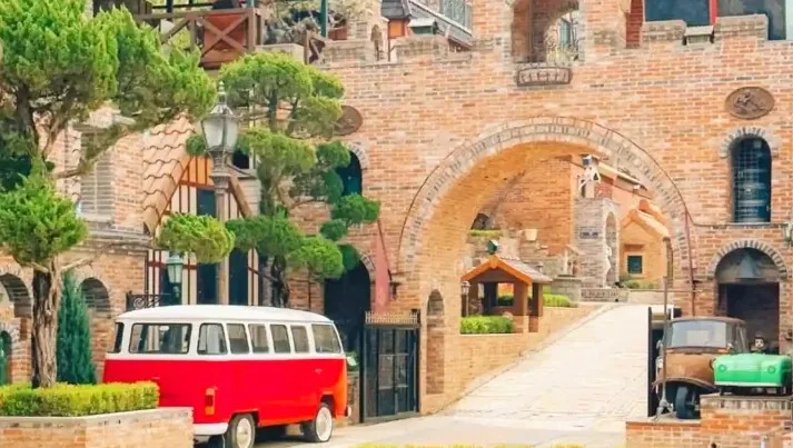 여주 루덴시아 버스 / 사진=루덴시아 테마파크