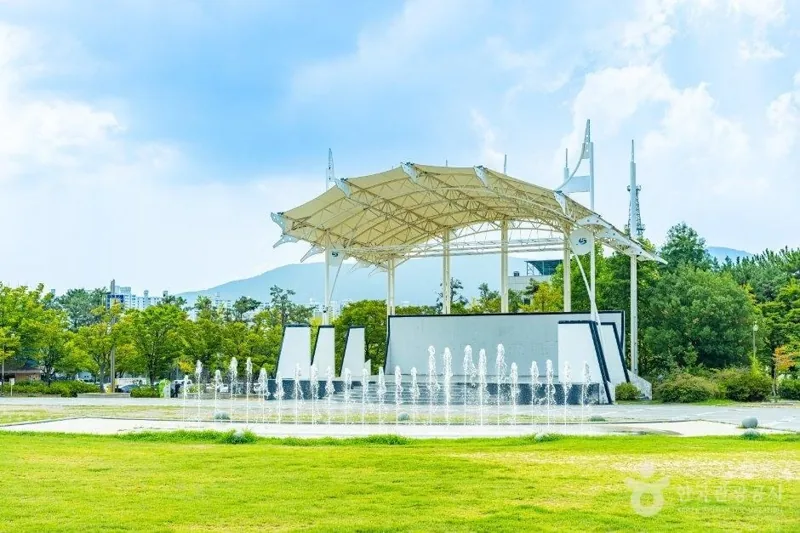 용지공원(용지문화공원)